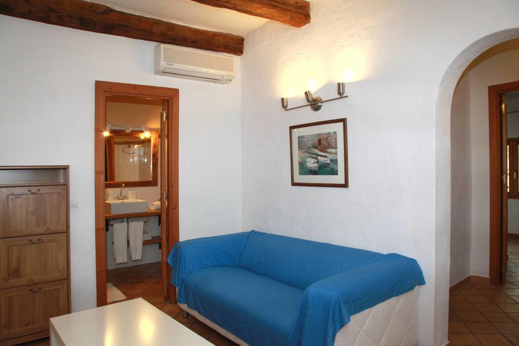 Finca Son Guardiola Guest House Llucmajor  Room photo